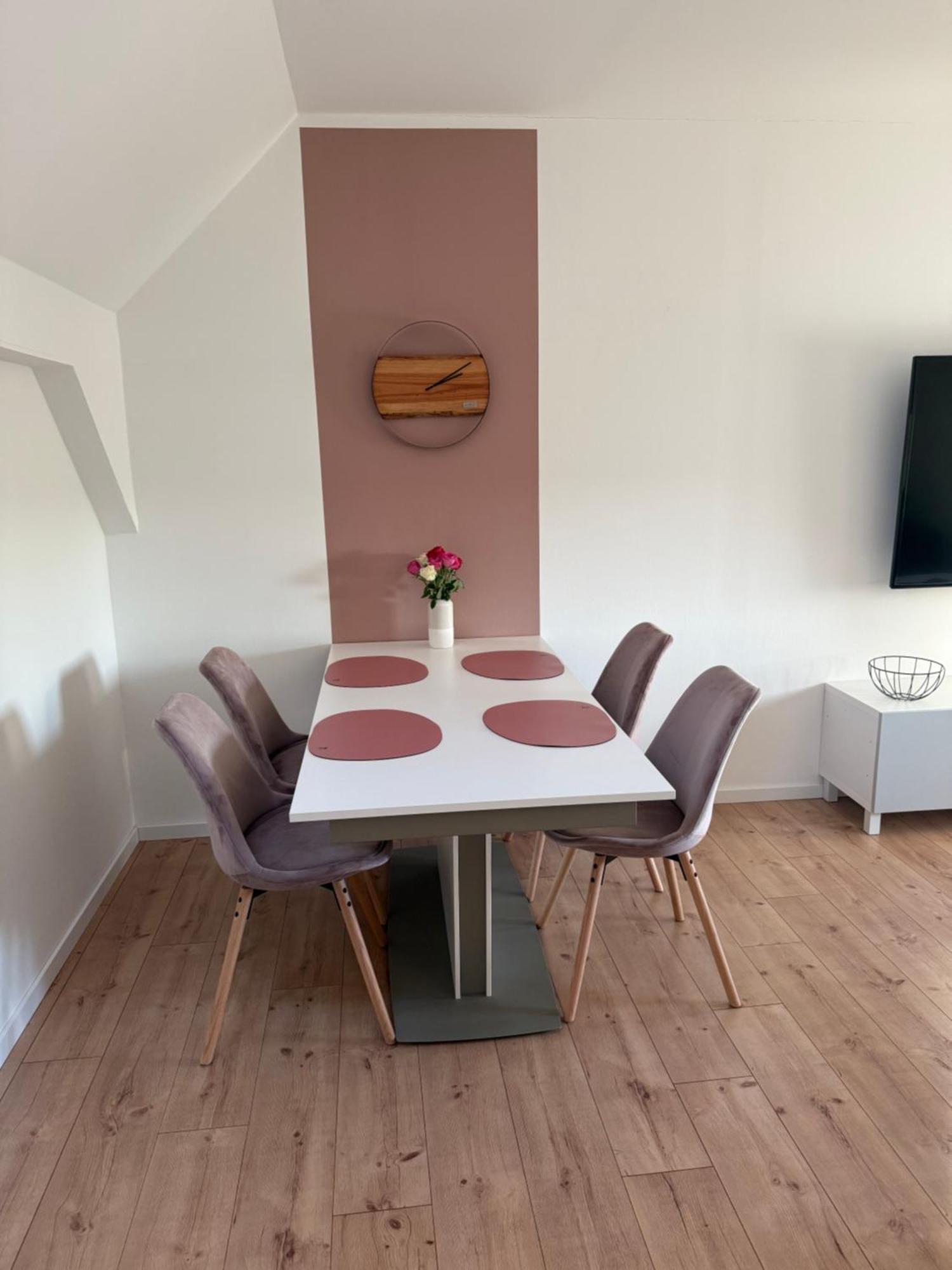 Grosse Ferienwohnung In Ostseenaehe Schonberg  Extérieur photo